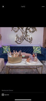 Gigi's at Maxwell's Plum by null