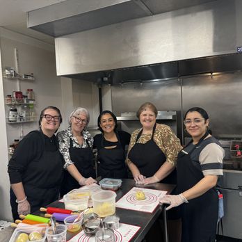 Chicago Mama's Kitchen - Caterers Near Me - Chicago, Illinois Chicago Mama's Kitchen - Caterers Near Me - Chicago, Illinois