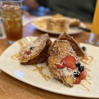 Broken Yolk Cafe - Tiki Toast; my faaaaaave - Breakfast & Brunch Near Me - Henderson, Nevada Broken Yolk Cafe - Tiki Toast; my faaaaaave - Breakfast & Brunch Near Me - Henderson, Nevada