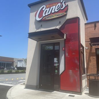 Raising Cane's Chicken Fingers - Fast Food Near Me - Burlington, New Jersey Raising Cane's Chicken Fingers - Fast Food Near Me - Burlington, New Jersey