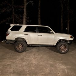 Stevinson Toyota West - 4Runner