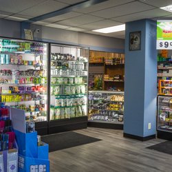 Fairbo Smoke Shop - Interior