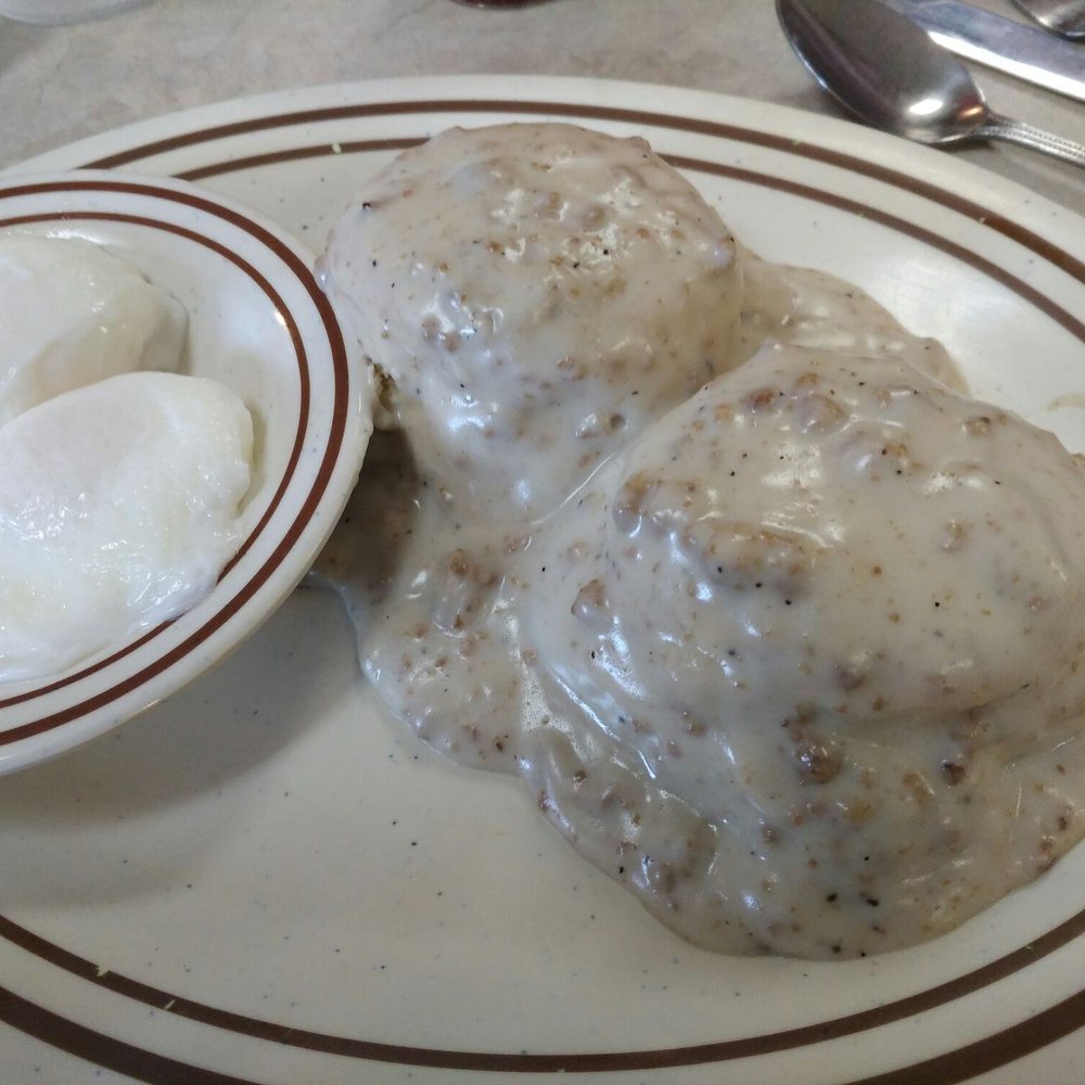 Oak Street Cafe - Biscuits and gravy with eggs - Cafes Near Me - De Pere, Wisconsin