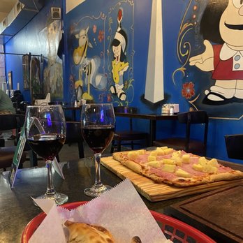 Bodegon 71 - Pizza Hawaiian Beef Empanada - Argentine Near Me - Miami Beach, Florida