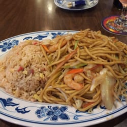 Hong Kong Restaurant and Lounge - Shrimp chow mein
