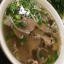 3) Thin Beef Pho | Phở Tái