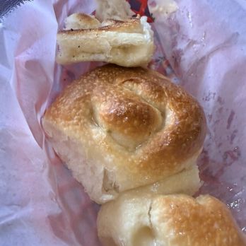 Roma's Italian Restaurant - Some of the best garlic Rolls Ever - Italian Near Me - Clovis, New Mexico Roma's Italian Restaurant - Some of the best garlic Rolls Ever - Italian Near Me - Clovis, New Mexico