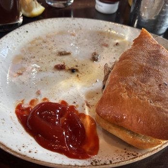 McWethy's Tavern - Room temperature Cuban sandwich sitting on a plate of grease not juice - American Near Me - Romeoville, Illinois McWethy's Tavern - Room temperature Cuban sandwich sitting on a plate of grease not juice - American Near Me - Romeoville, Illinois