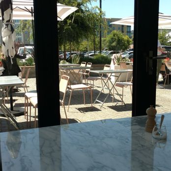 Cafe Réveille - The outdoor seating area - Coffee & Tea Near Me - Berkeley, California Cafe Réveille - The outdoor seating area - Coffee & Tea Near Me - Berkeley, California