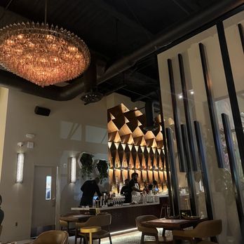 Pippal - Interior - Indian Near Me - Emeryville, California