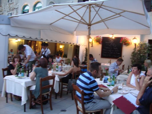 Trattoria de TONI by null