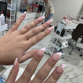 Glo Nail Spa - Nail Salons Near Me - Nipomo, California