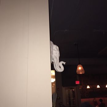 NaKorn - Thai Near Me - Evanston, Illinois