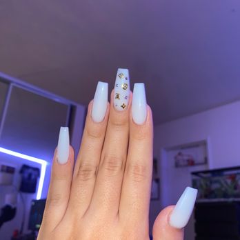 Happiest Nails & Spa - Nail Salons Near Me - Oceanside, California