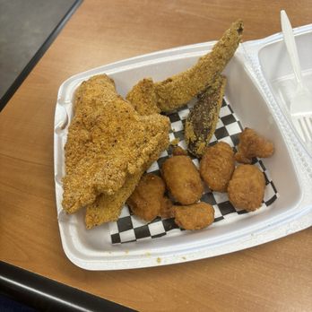 Bob's Fish & Seafood - Fried catfish, potato wedges, corn nuggets - Seafood Near Me - Oklahoma City, Oklahoma