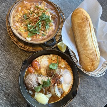 Saigon Oi - Banh Mi Chao and Banh Canh Cua (crab udon) - Vietnamese Near Me - Sacramento, California Saigon Oi - Banh Mi Chao and Banh Canh Cua (crab udon) - Vietnamese Near Me - Sacramento, California