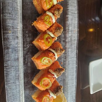 Momoya - Crispy rice roll - Sushi Bars Near Me - New York, New York Momoya - Crispy rice roll - Sushi Bars Near Me - New York, New York