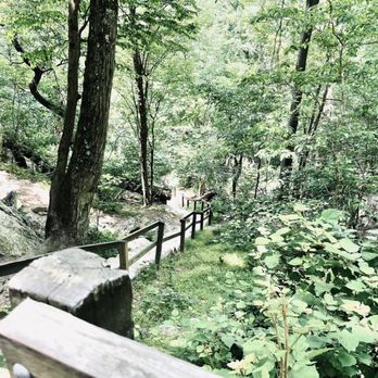 Sugarloaf Mountain - Hiking Near Me - Dickerson, Maryland