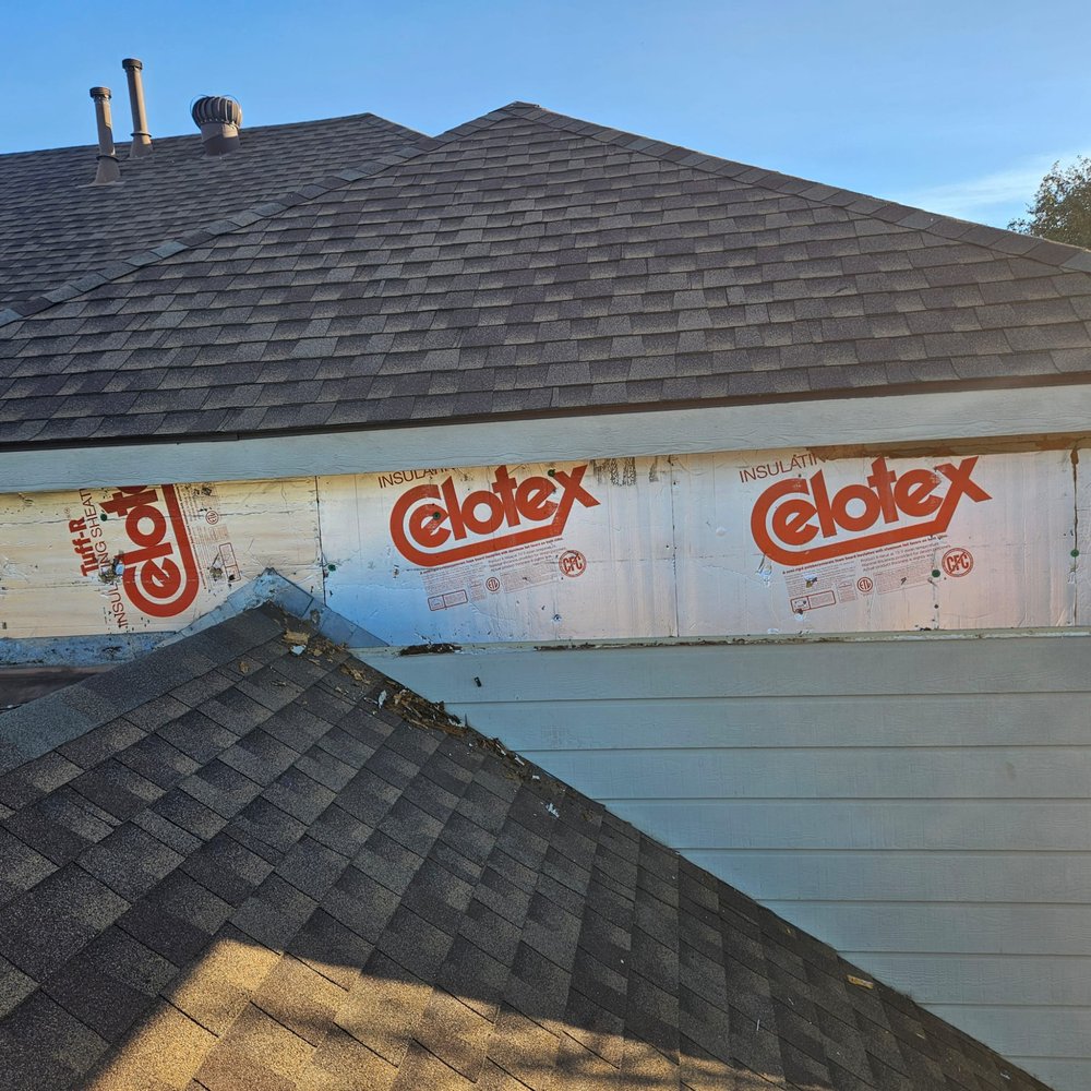 Slide of Emerson Roofing & Siding