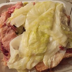 Tammy's Polynesian Market - Corned beef and cabbage
