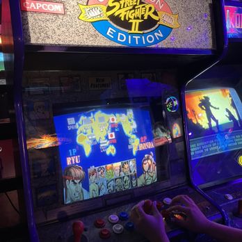 Retrovolt Arcade - Street fighter - Arcades Near Me - Calimesa, California Retrovolt Arcade - Street fighter - Arcades Near Me - Calimesa, California