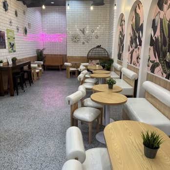 Cauldron Ice Cream - Dining area - Ice Cream & Frozen Yogurt Near Me - Santa Ana, California