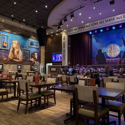 Hard Rock Cafe Sacramento - Inside
