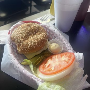 Oval Office Pub & Grub - The burger was cooked perfectly! - Pubs Near Me - Milton, Florida Oval Office Pub & Grub - The burger was cooked perfectly! - Pubs Near Me - Milton, Florida