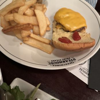Okeechobee Steak House - Kids cheeseburger - Steakhouses Near Me - West Palm Beach, Florida Okeechobee Steak House - Kids cheeseburger - Steakhouses Near Me - West Palm Beach, Florida