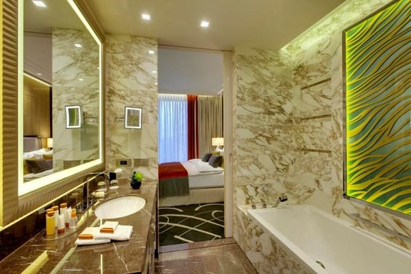 Waldorf Astoria Spa by null