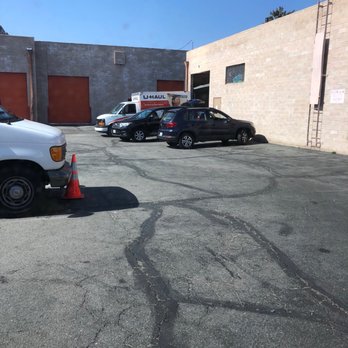 StorQuest Self Storage - Self Storage Near Me - Canoga Park, California