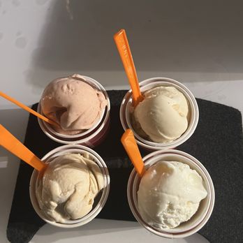 Pints of Joy - Lime chili Guava, Malai kulfi, chikoo, tender coconut - Ice Cream & Frozen Yogurt Near Me - Sunnyvale, California Pints of Joy - Lime chili Guava, Malai kulfi, chikoo, tender coconut - Ice Cream & Frozen Yogurt Near Me - Sunnyvale, California