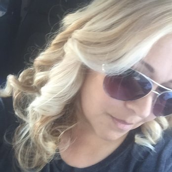 Drybar - Pasadena - Loving my Blowout experience!  My hair feels super soft & Amazingly light! Thank you! - Hair Stylists Near Me - Pasadena, California