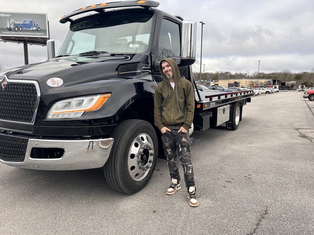 KNOCKOUT TOWING Updated May 2024 1924 Jackson St, Portage, Indiana