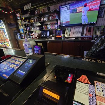 Four Mile Bar - Dive Bars Near Me - Las Vegas, Nevada Four Mile Bar - Dive Bars Near Me - Las Vegas, Nevada