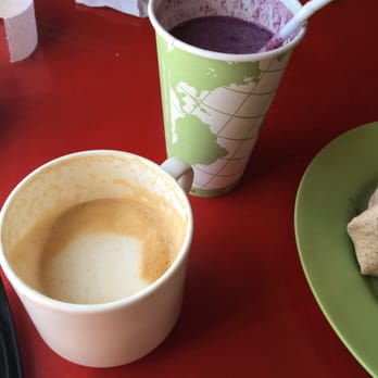 Amazing Grace - Latte and a large smoothie with banana, strawberries and blueberries l - Health Markets Near Me - Breckenridge, Colorado Amazing Grace - Latte and a large smoothie with banana, strawberries and blueberries l - Health Markets Near Me - Breckenridge, Colorado