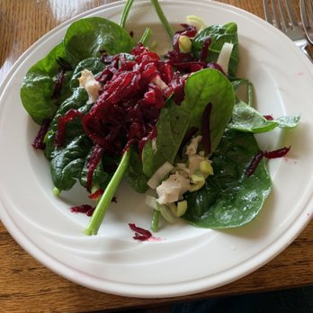 Zach's Bistro - Spinach salad - New American Near Me - Newport, Oregon