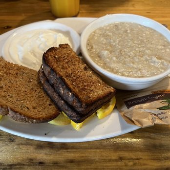 Notchtop - Oatmeal & Yogurt Fruit Plate - Breakfast & Brunch Near Me - Estes Park, Colorado Notchtop - Oatmeal & Yogurt Fruit Plate - Breakfast & Brunch Near Me - Estes Park, Colorado