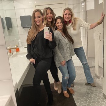 Ruffino's - Yep...it's a bathroom selfie at Ruffino's! - Italian Near Me - Baton Rouge, Louisiana Ruffino's - Yep...it's a bathroom selfie at Ruffino's! - Italian Near Me - Baton Rouge, Louisiana