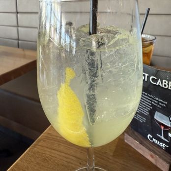 Crust Simply Italian - Limoncello spritz - Pizza Near Me - Gilbert, Arizona Crust Simply Italian - Limoncello spritz - Pizza Near Me - Gilbert, Arizona