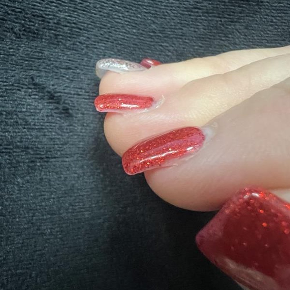 Diamond Nails - so thick they look like chicklets . - Nail Salons Near Me - Cullman, Alabama