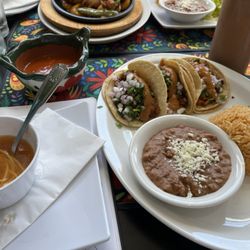 Gwacamole Restaurant - Taco Pork