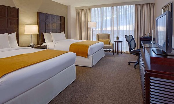 DoubleTree by Hilton Hotel Houston - Greenway Plaza by null