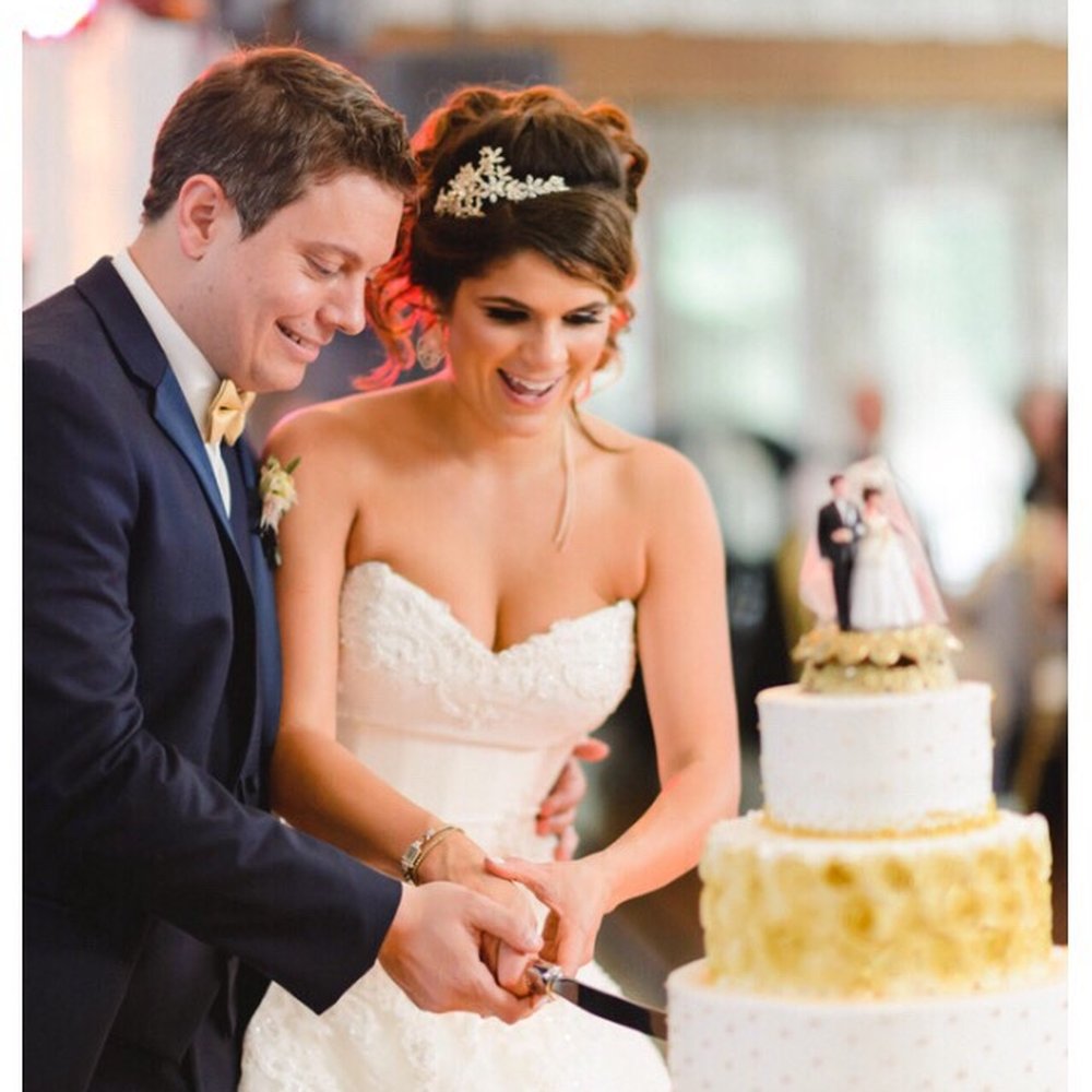 Cakes by Karen - Bakeries Near Me - Highland, Indiana