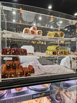 Milyar Coffee by null