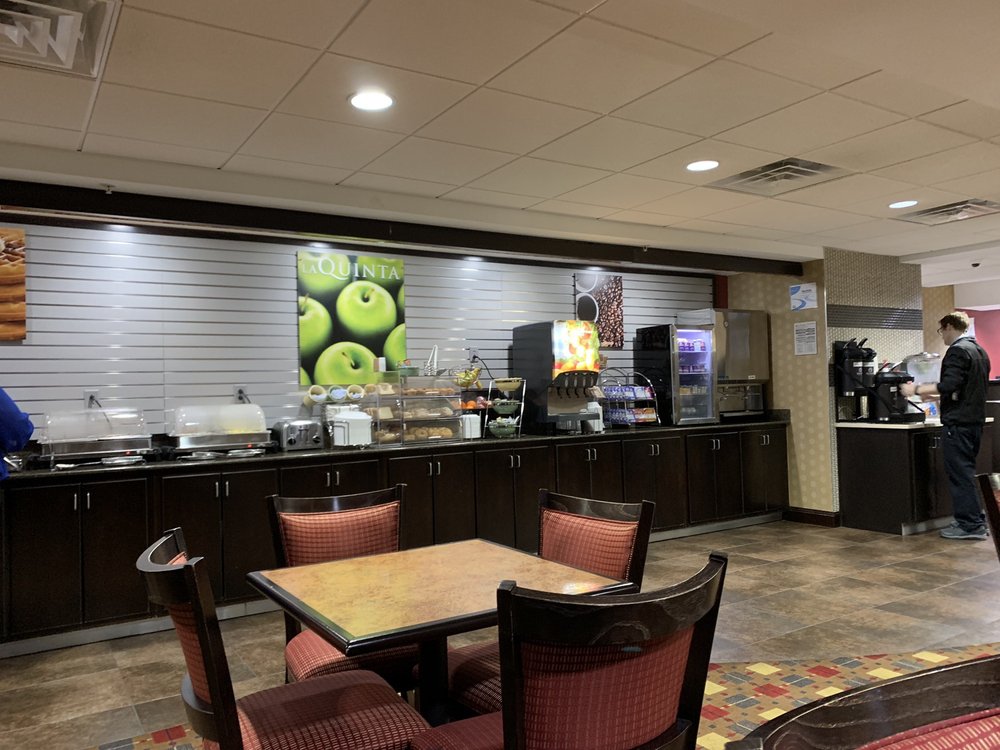 robins afb billeting