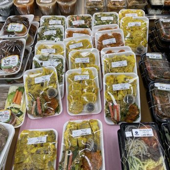 Palama Supermarket - HOT FOOD SECTION 4 - International Grocery Near Me - Honolulu, Hawaii