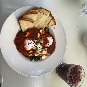 Beatrix - Streeterville - Shakshouka and Berry Boost. - New American Near Me - Chicago, Illinois