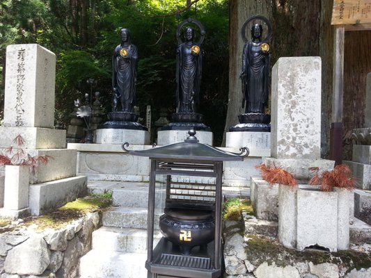 Okunoin Cemetery by null