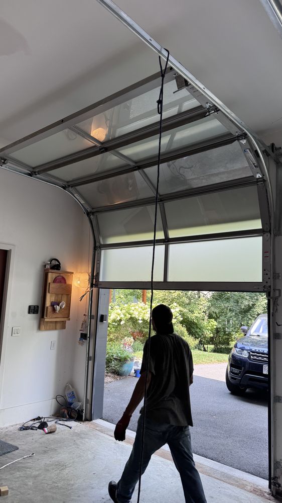 24 Hours Garage Doors Repair Reston Virginia - Garage Door Contractor in Reston, VA